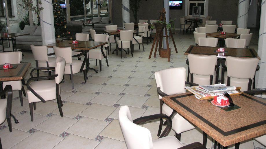 Hotel Kralj Tomislav Nova Gradiska Ngoại thất bức ảnh