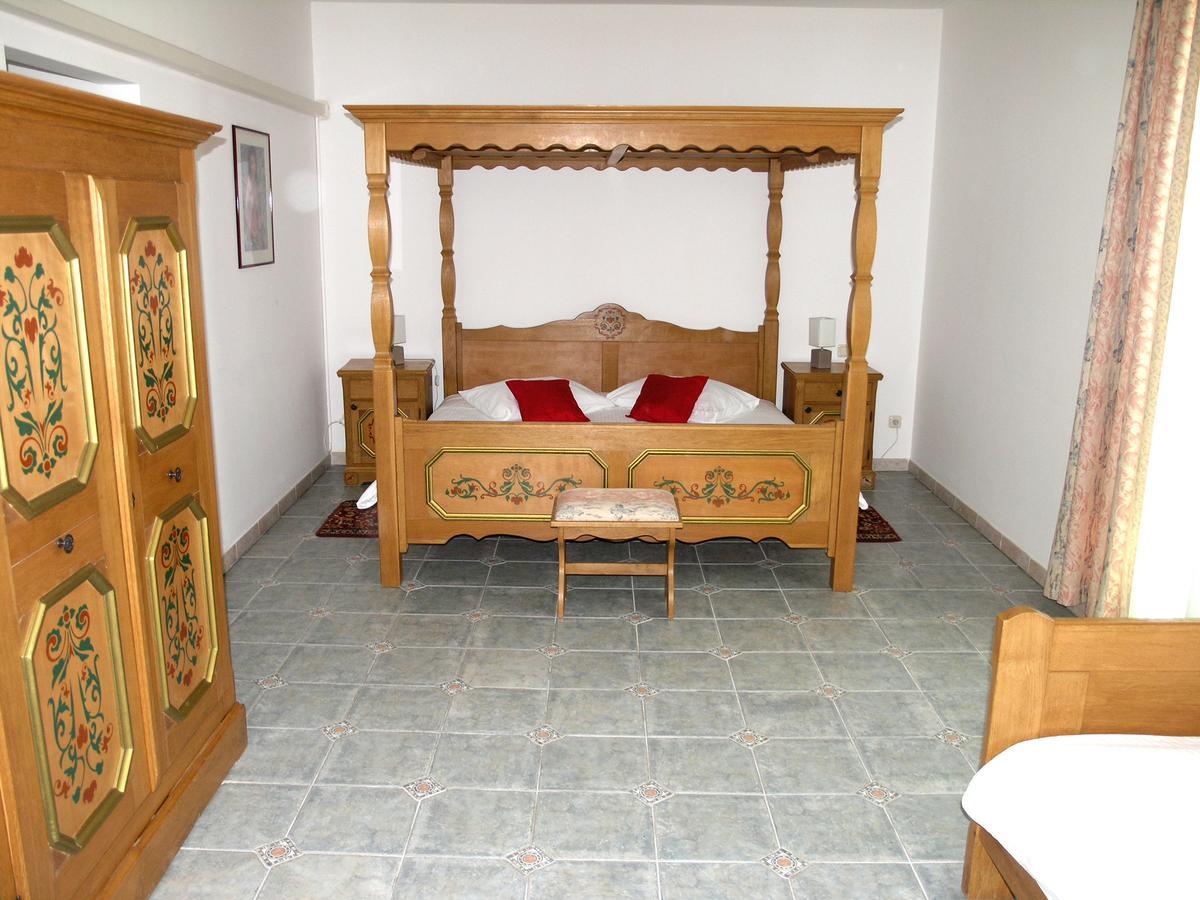 Hotel Kralj Tomislav Nova Gradiska Ngoại thất bức ảnh