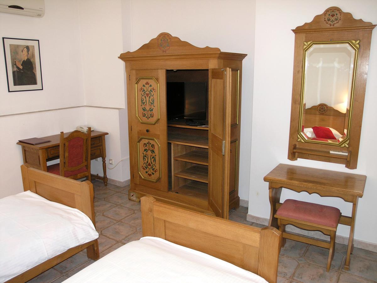 Hotel Kralj Tomislav Nova Gradiska Ngoại thất bức ảnh